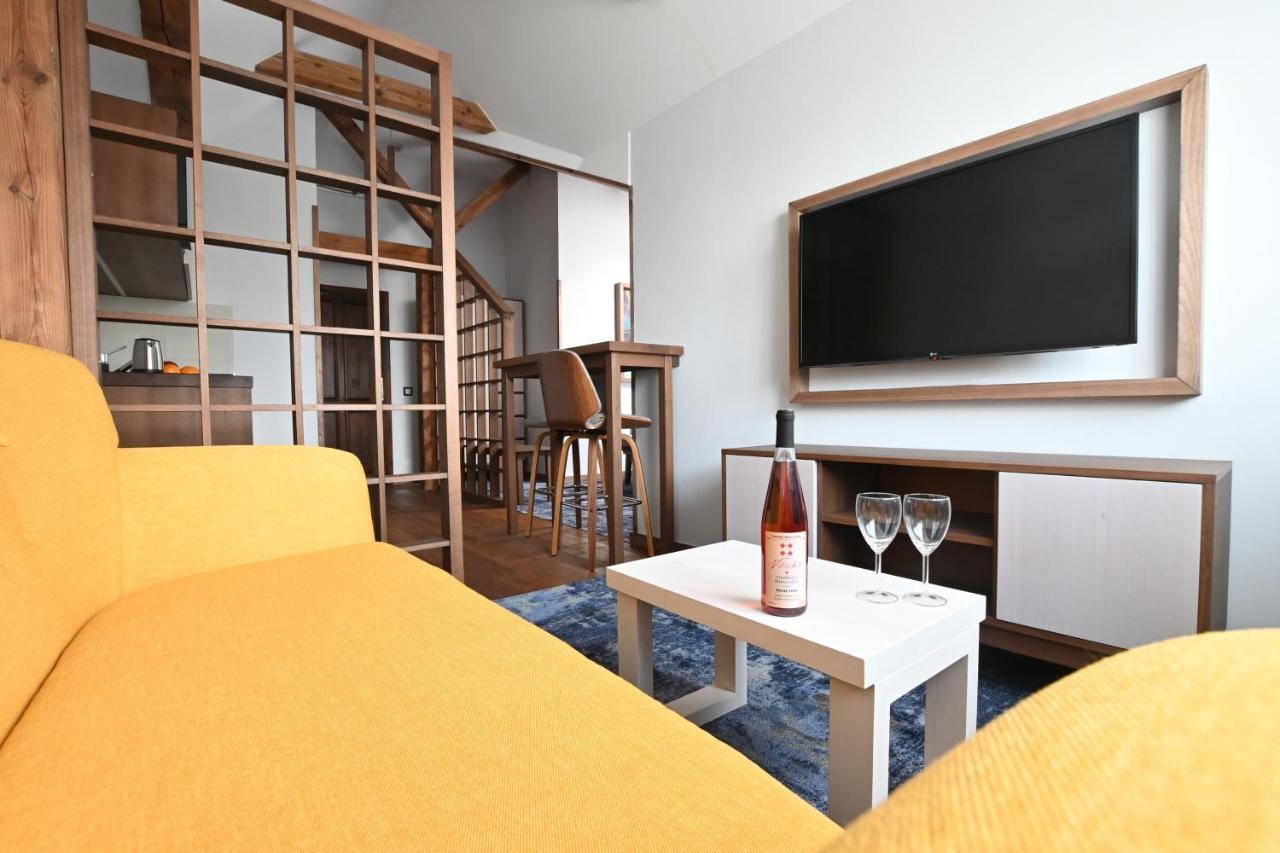 חומוטוב Apartmany Spessart מראה חיצוני תמונה