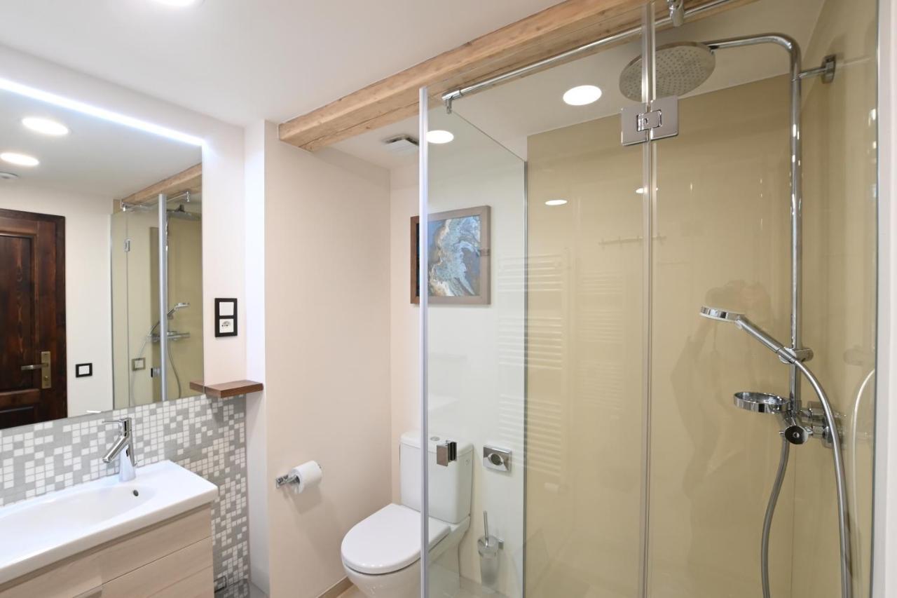 חומוטוב Apartmany Spessart מראה חיצוני תמונה