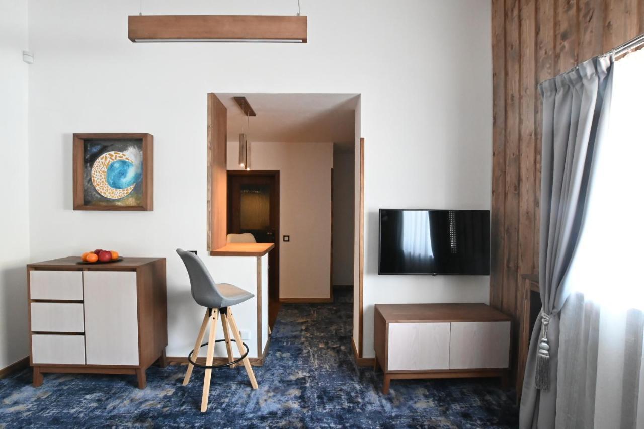 חומוטוב Apartmany Spessart מראה חיצוני תמונה