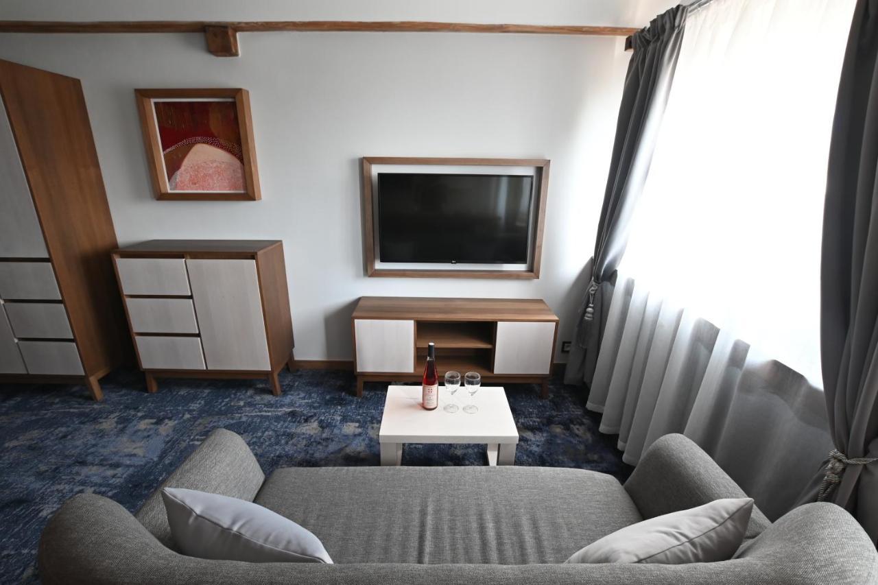 חומוטוב Apartmany Spessart מראה חיצוני תמונה